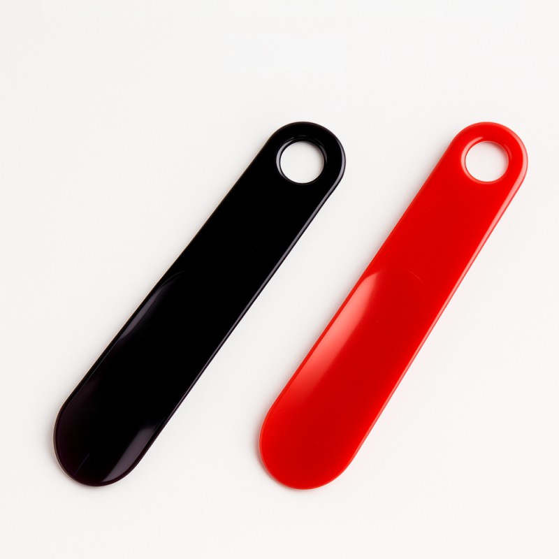 Small Plastic Shoe Horn For Shoe Wearing 20cm